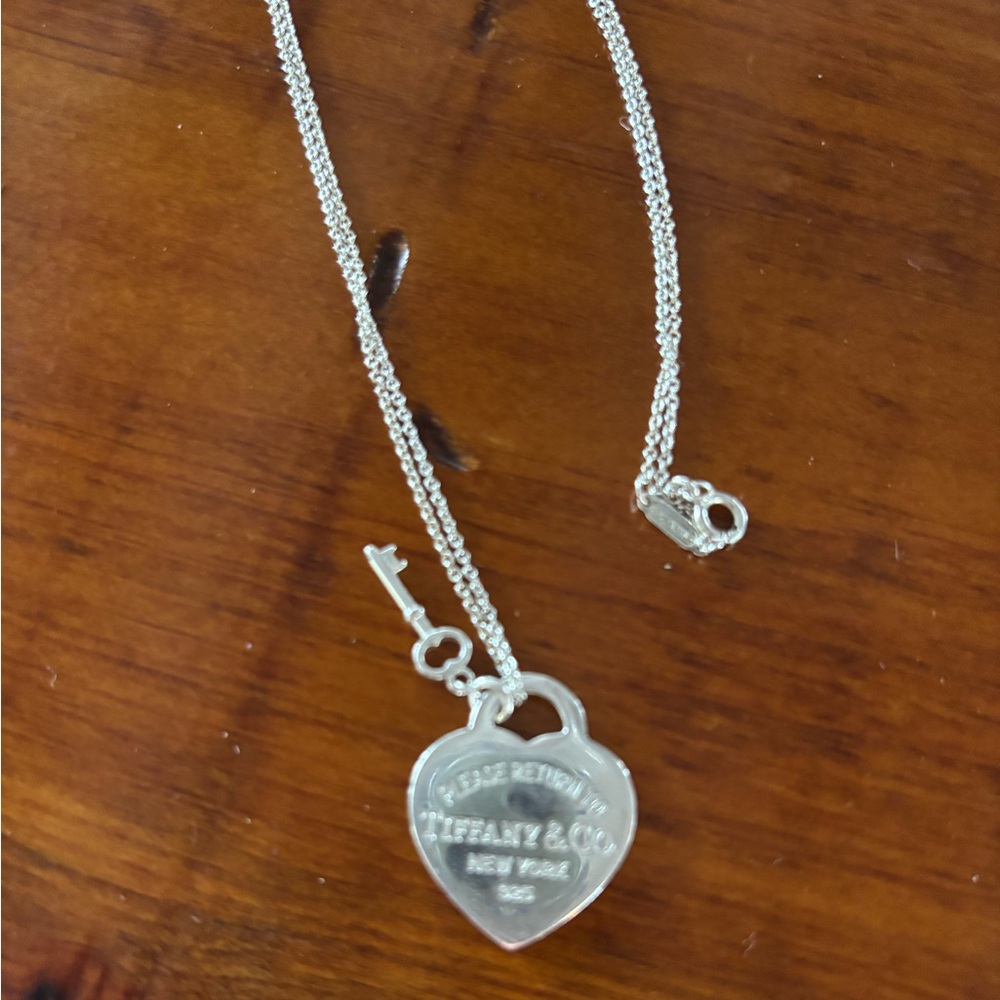 Tiffany heart and lock necklace
Sterling silver